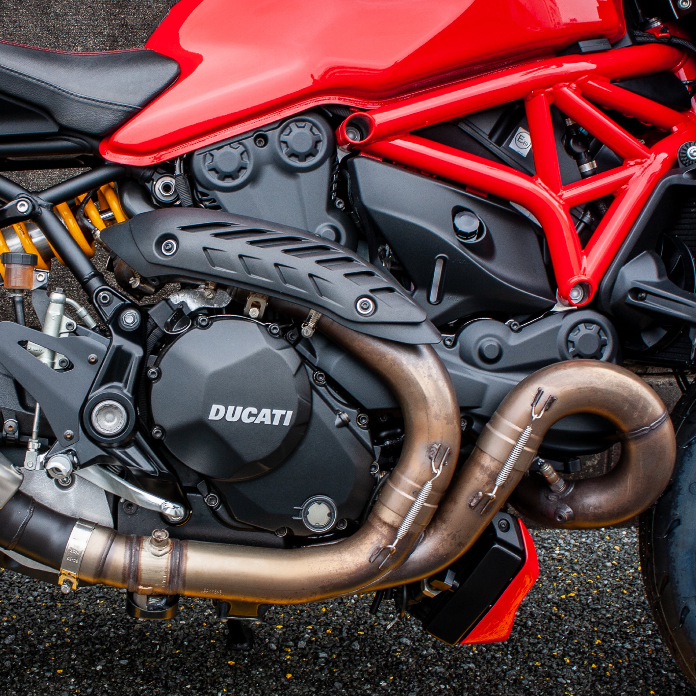 2016 DUCATI Monster 1200 R