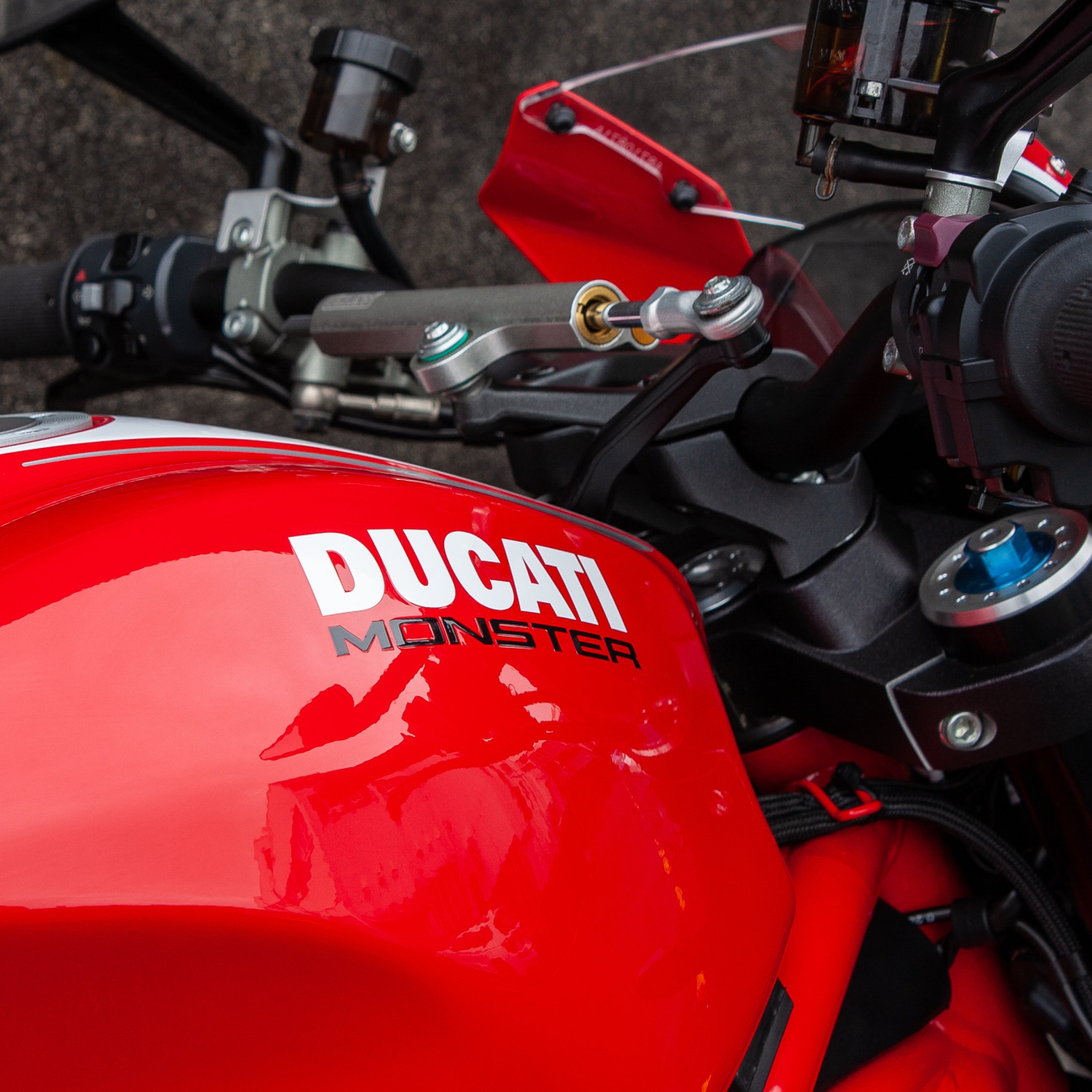 2016 DUCATI Monster 1200 R