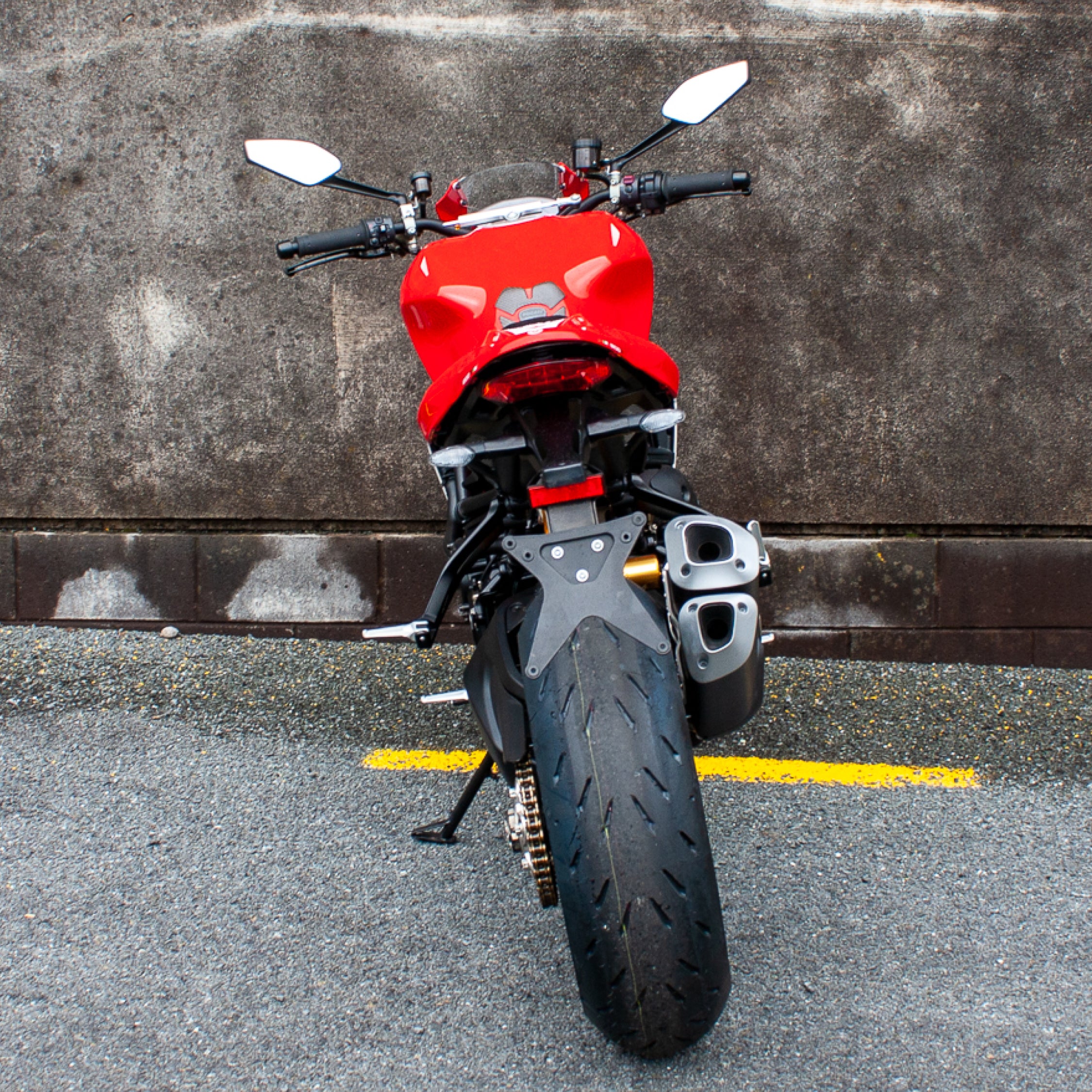 2016 DUCATI Monster 1200 R