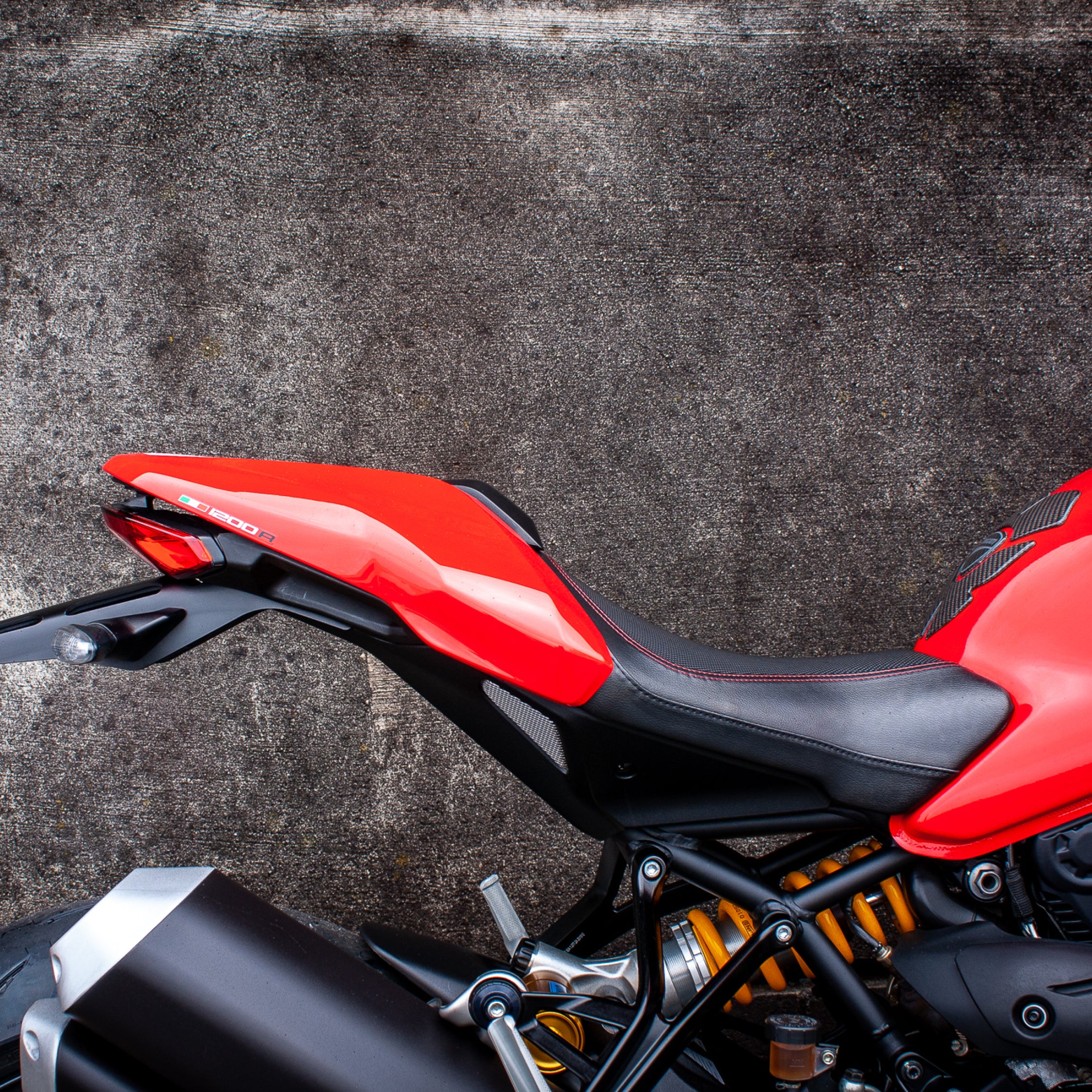 2016 DUCATI Monster 1200 R