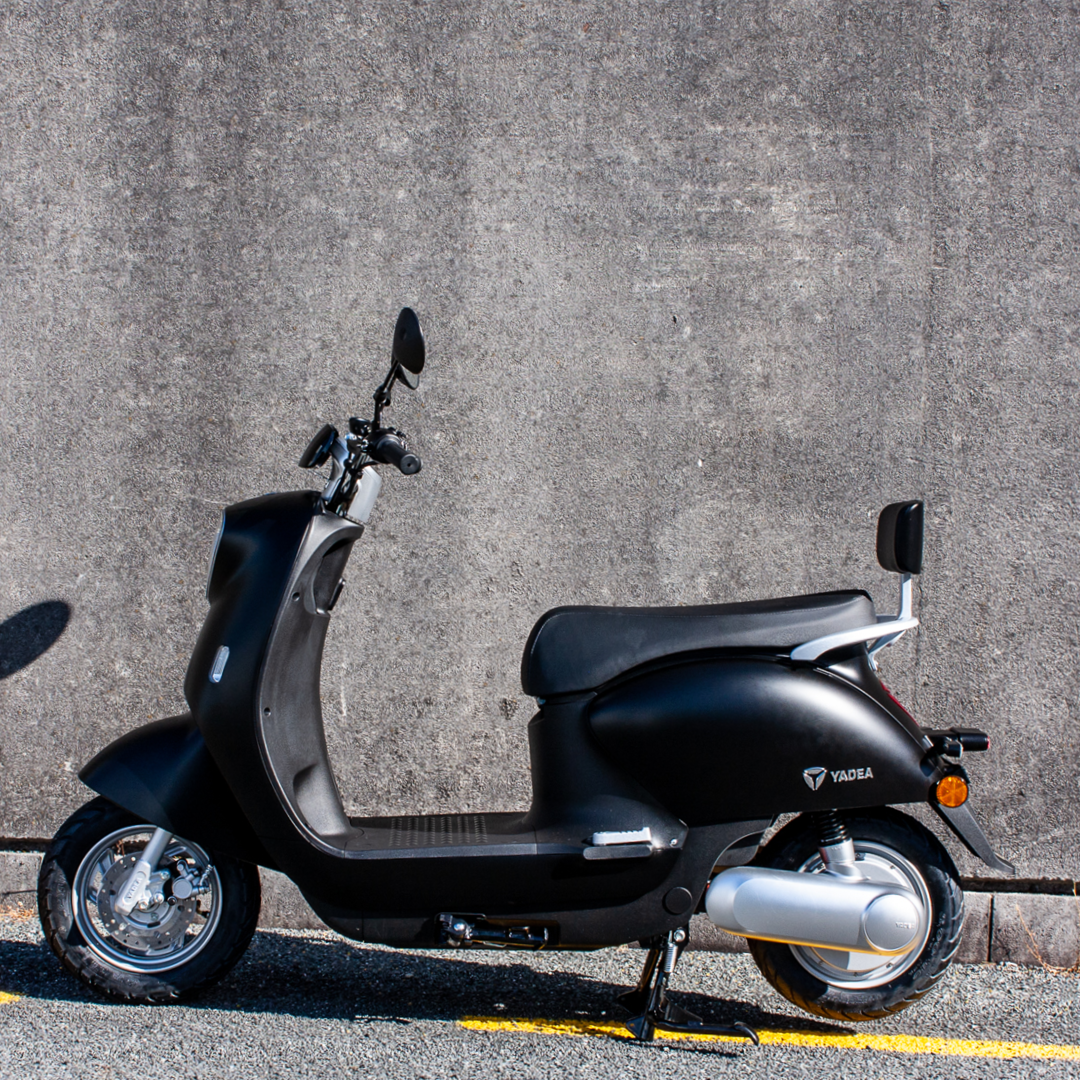 YADEA M6 Graphene (Electric Scooter)